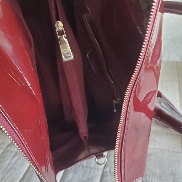Bebe burgundy patent handbag brand new - Picture 6 of 6
